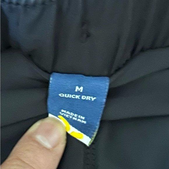 Quick-Dry Stretch Skort Women’s Size M Black Zipped Pocket Reflective Dots - Picture 6 of 8